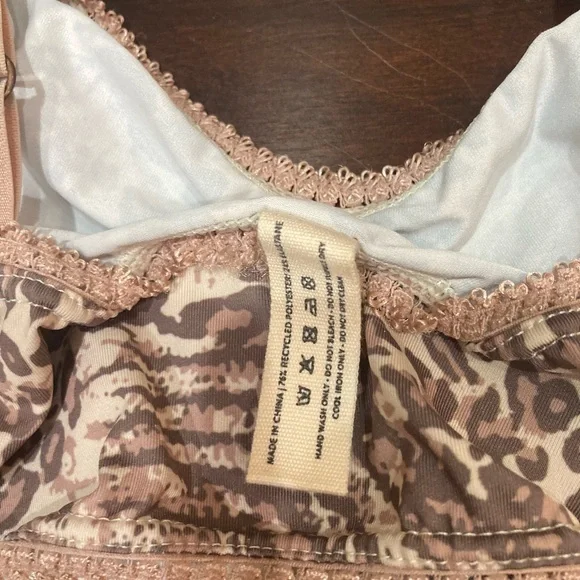 Spell Ada Leopard Print Bralette, Size Large - Picture 7 of 8